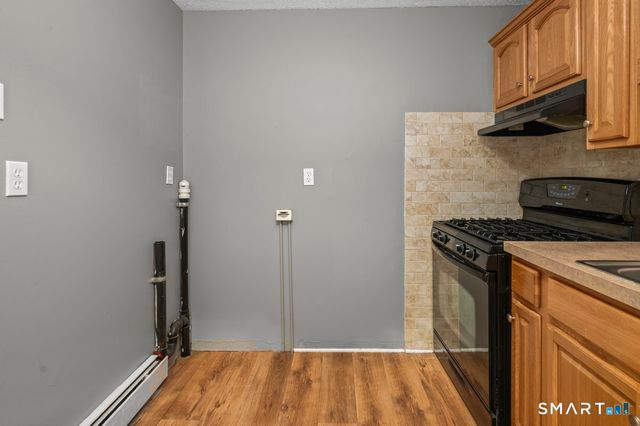 183 Williamstown Court 183, Newington, CT 06111
