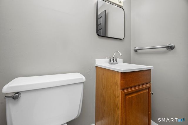 183 Williamstown Court 183, Newington, CT 06111