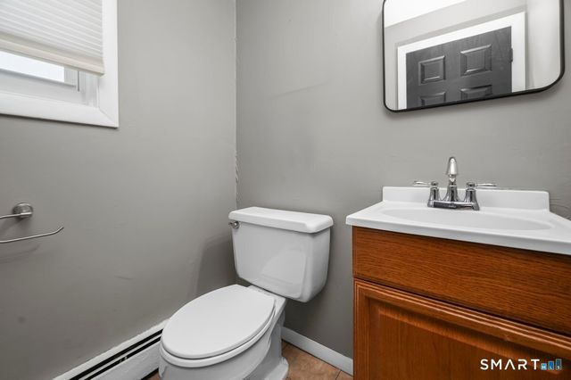 183 Williamstown Court 183, Newington, CT 06111