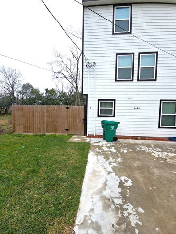 4626 Shreveport Boulevard A, Houston, TX 77028