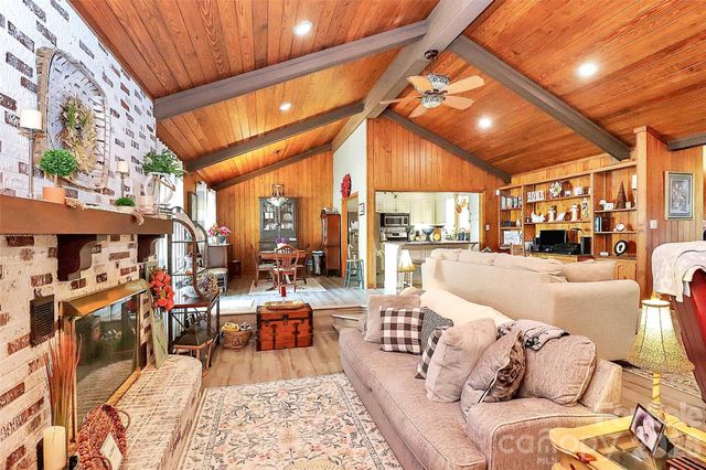 160 Quail Hollow Drive, Kings Mountain, NC 28086