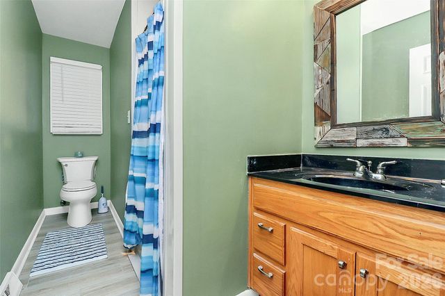 160 Quail Hollow Drive, Kings Mountain, NC 28086