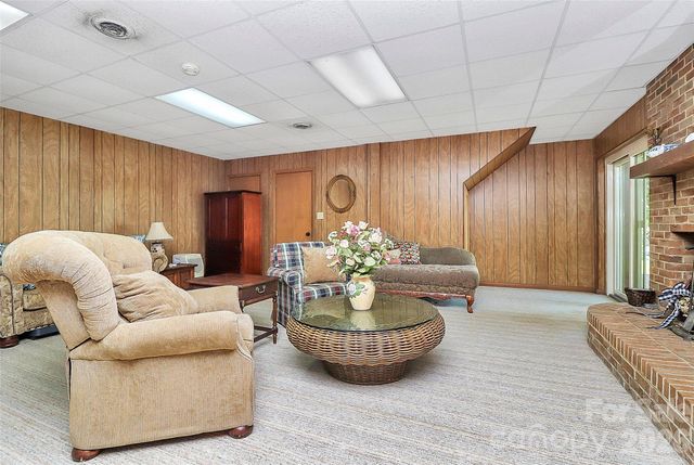 160 Quail Hollow Drive, Kings Mountain, NC 28086