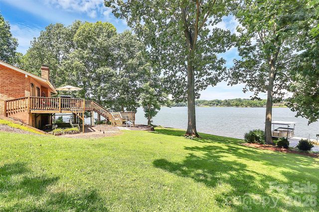 160 Quail Hollow Drive, Kings Mountain, NC 28086