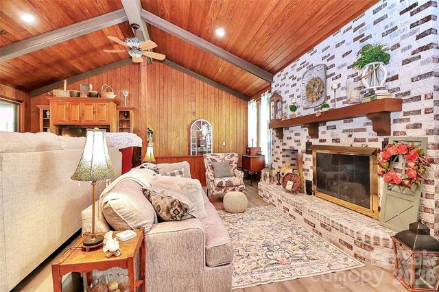 160 Quail Hollow Drive, Kings Mountain, NC 28086