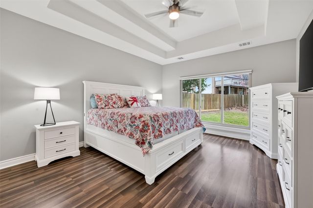 209 April Waters Drive W, Conroe, TX 77356