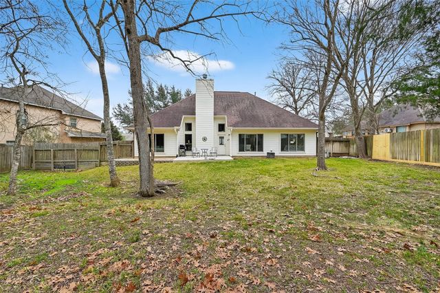 209 April Waters Drive W, Conroe, TX 77356