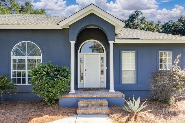 16 Glennmary Lane E, Richmond Hill, GA 31324