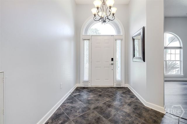 16 Glennmary Lane E, Richmond Hill, GA 31324