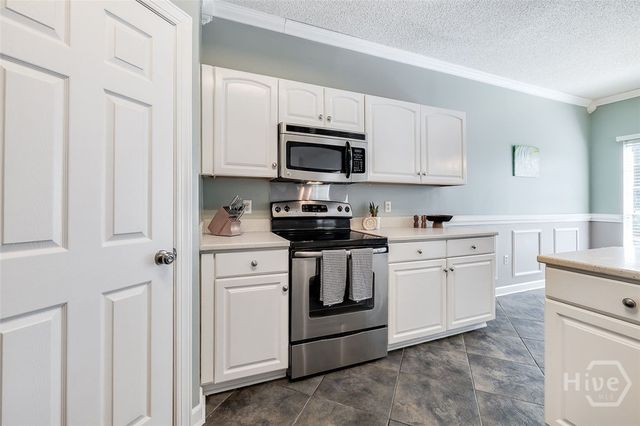 16 Glennmary Lane E, Richmond Hill, GA 31324