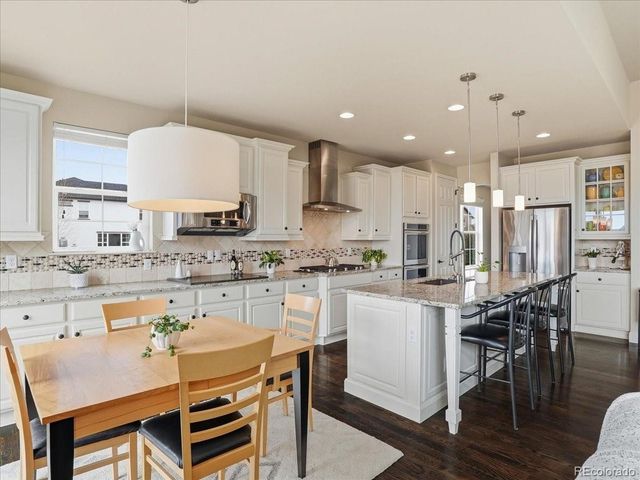 2252 Front Range Ct, Erie, CO 80516