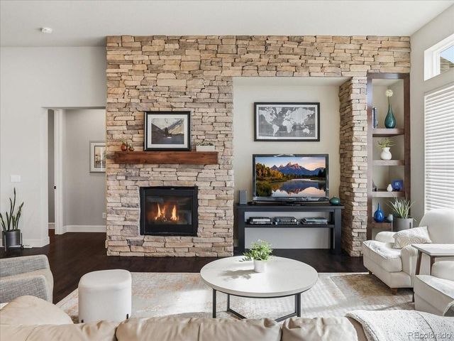 2252 Front Range Ct, Erie, CO 80516