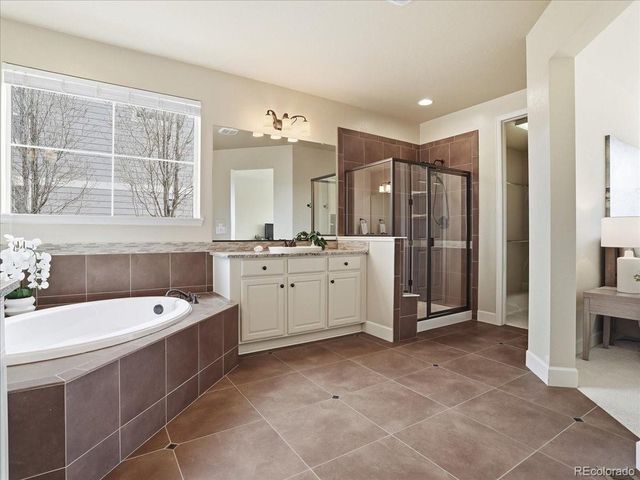 2252 Front Range Ct, Erie, CO 80516