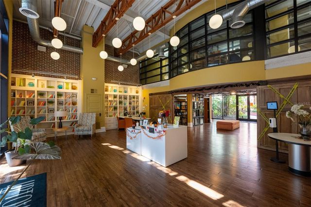 911 N ORANGE AVENUE 127, Orlando, FL 32801