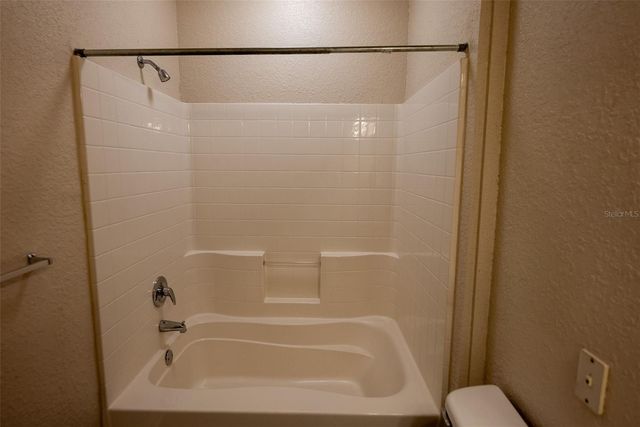 911 N ORANGE AVENUE 127, Orlando, FL 32801