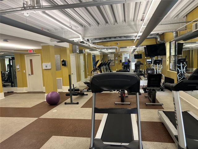 911 N ORANGE AVENUE 127, Orlando, FL 32801
