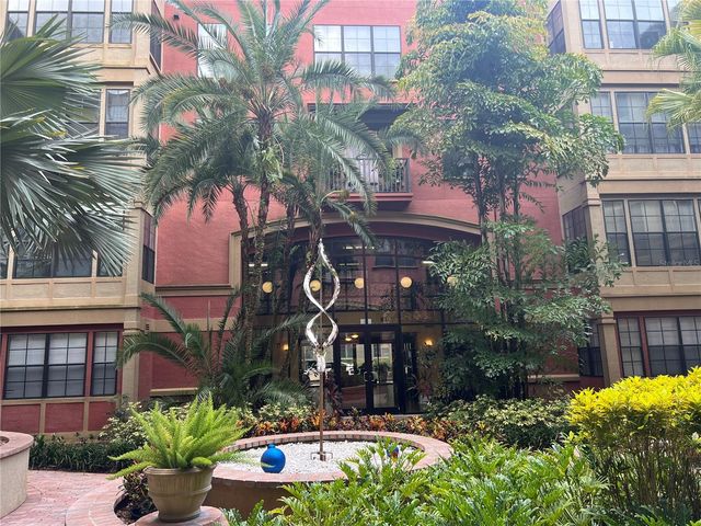 911 N ORANGE AVENUE 127, Orlando, FL 32801