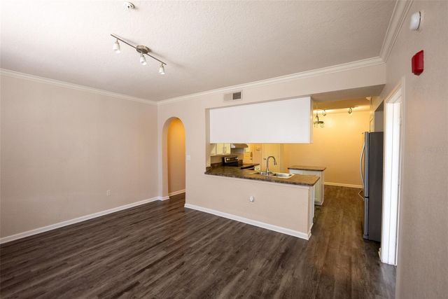911 N ORANGE AVENUE 127, Orlando, FL 32801