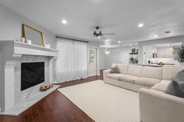 602 Aldersgate Court, Katy, TX 77450