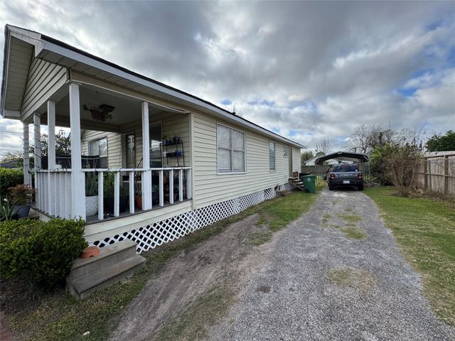 214 Palmyra Street, Houston, TX 77022