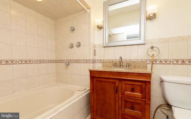 1800 EVARTS ST, Philadelphia, PA 19152