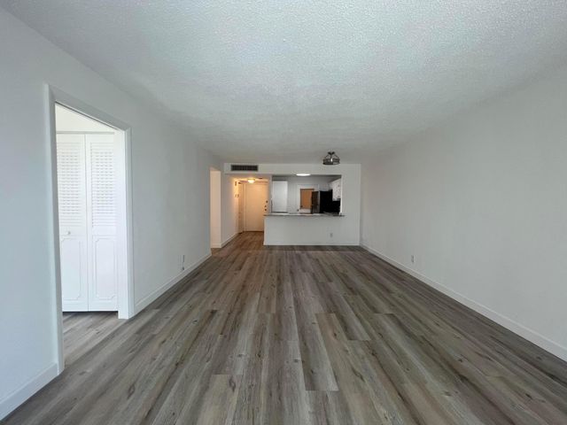 6161 NW 2nd Avenue 114, Boca Raton, FL 33487