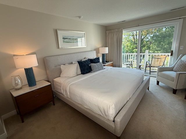 5148 Valleyway Drive, Williamsburg, MI 49690