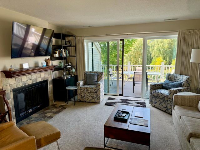 5148 Valleyway Drive, Williamsburg, MI 49690