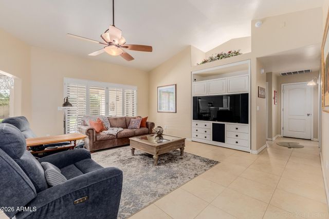 2765 E EL MORO Avenue, Mesa, AZ 85204