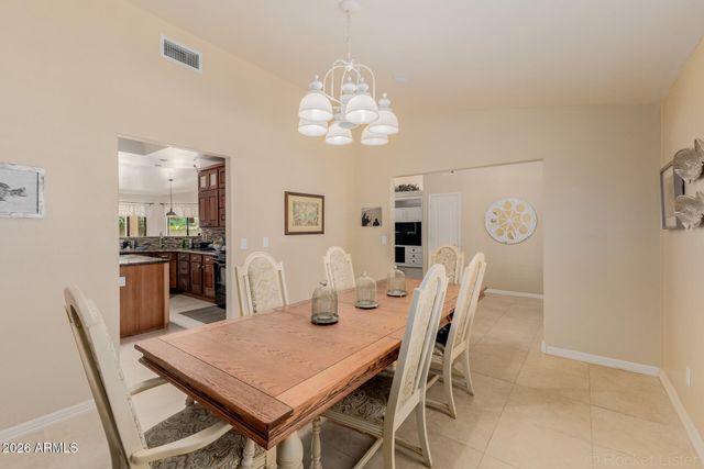 2765 E EL MORO Avenue, Mesa, AZ 85204