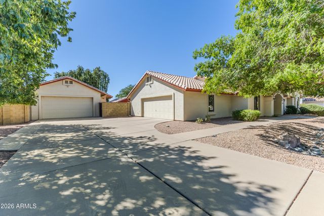 2765 E EL MORO Avenue, Mesa, AZ 85204