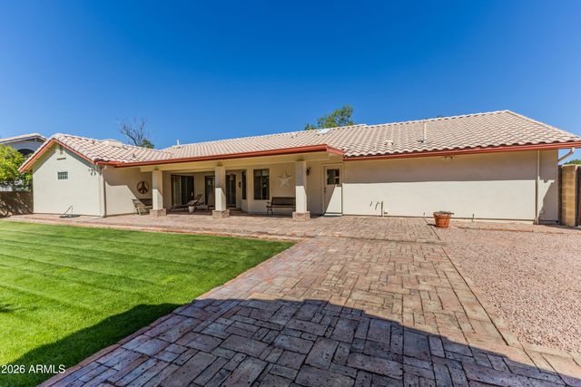 2765 E EL MORO Avenue, Mesa, AZ 85204
