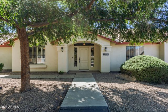 2765 E EL MORO Avenue, Mesa, AZ 85204
