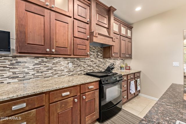 2765 E EL MORO Avenue, Mesa, AZ 85204