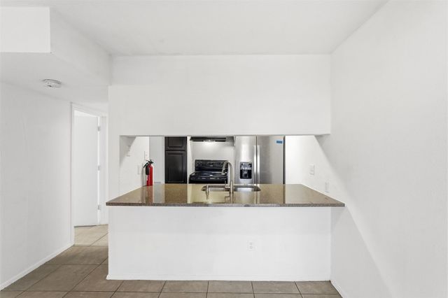 10501 South Drive 288, Houston, TX 77099