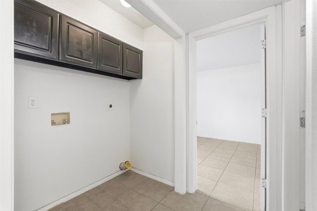 10501 South Drive 288, Houston, TX 77099