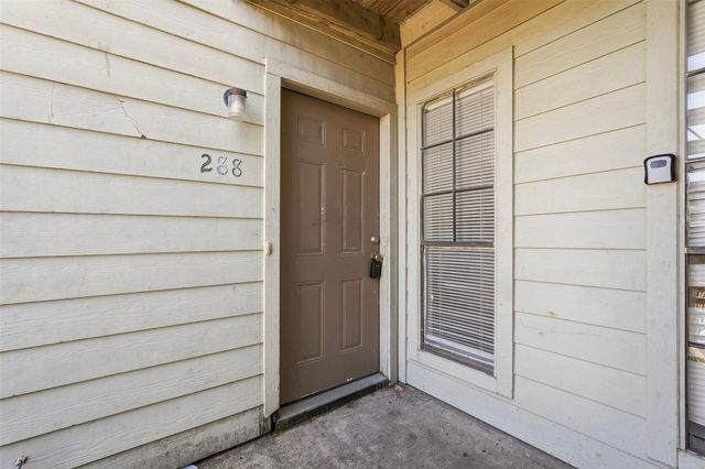 10501 South Drive 288, Houston, TX 77099
