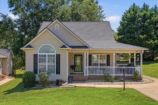 214 Cool Water Court, Boiling Springs, SC 29316