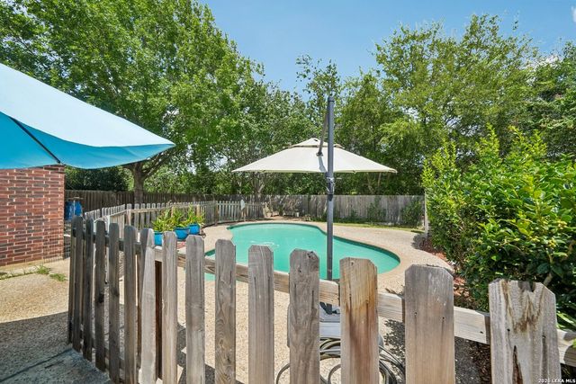 15102 Preston Hollow, San Antonio, TX 78247