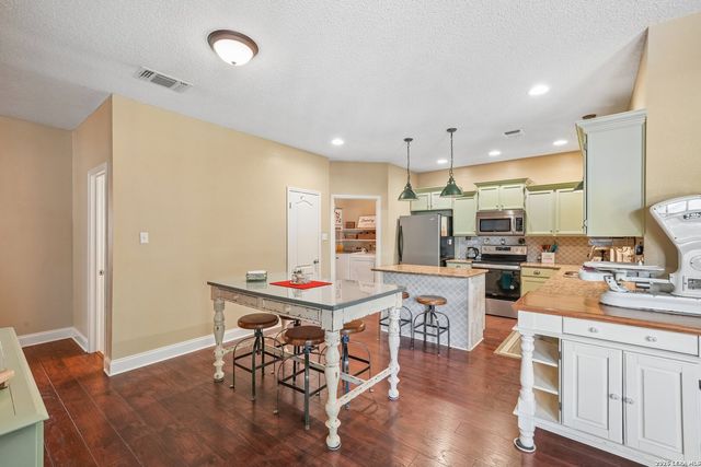 15102 Preston Hollow, San Antonio, TX 78247