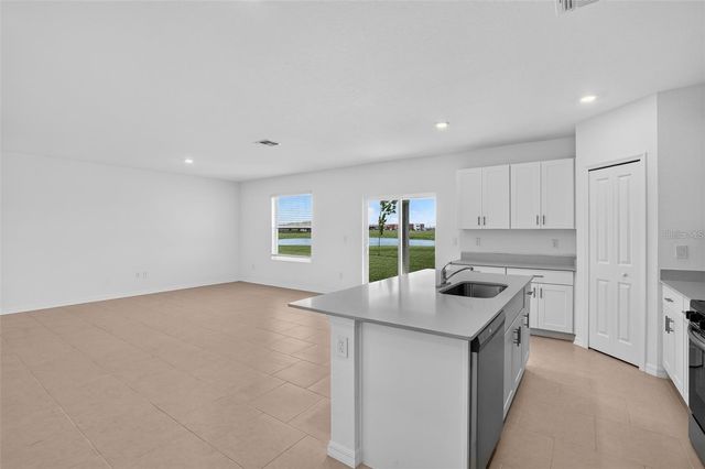 3821 AMBERSWEET CROSSING, Parrish, FL 34219