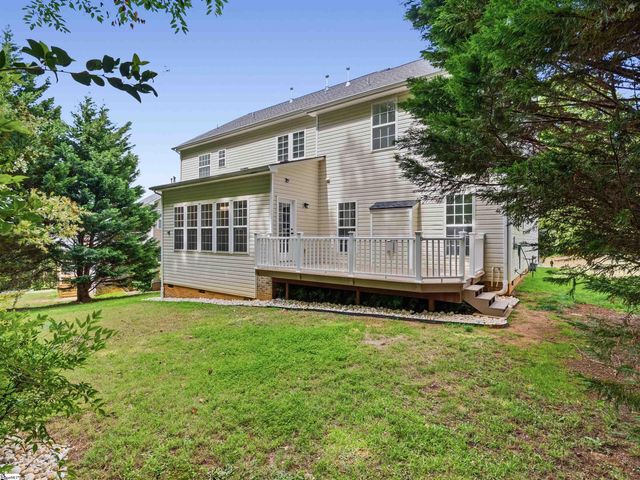 39 Waters Reach Lane, Simpsonville, SC 29681
