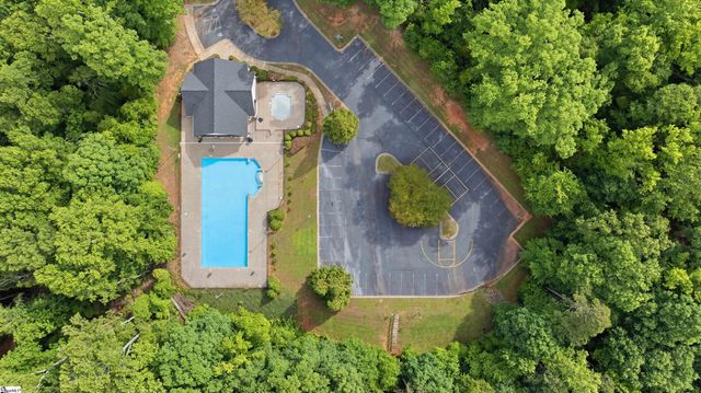 39 Waters Reach Lane, Simpsonville, SC 29681