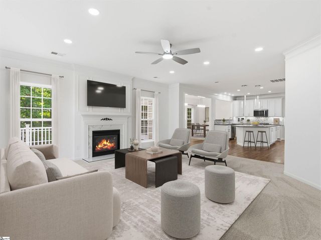 39 Waters Reach Lane, Simpsonville, SC 29681