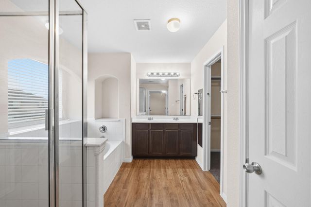 601 Silver Wing CT, Austin, TX 78725