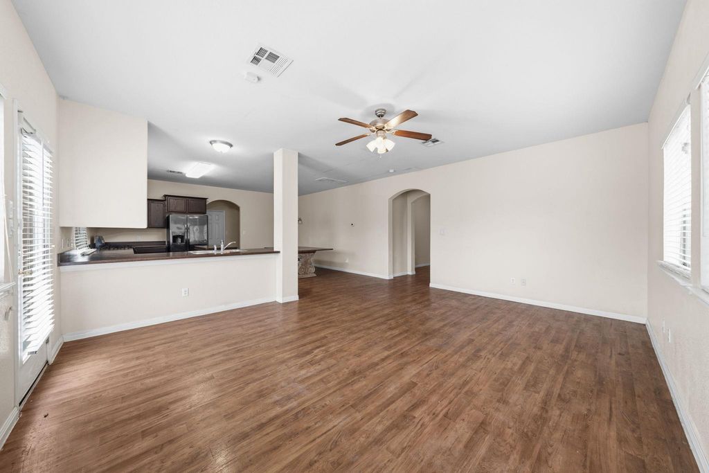 601 Silver Wing CT, Austin, TX 78725