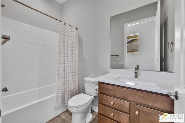 100 Zinfandel, Rancho Mirage, CA 92270