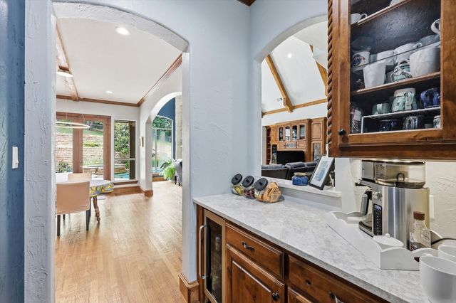 686 Knob Hill Court, Argyle, TX 76226