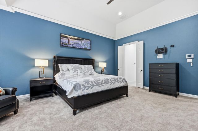 686 Knob Hill Court, Argyle, TX 76226