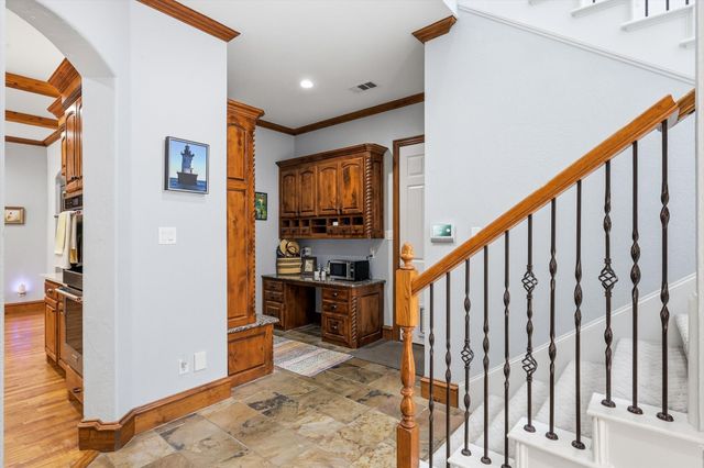 686 Knob Hill Court, Argyle, TX 76226